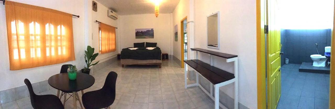 Bamboo Hostel Thakhek Esterno foto