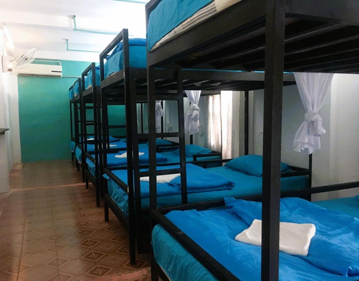 Bamboo Hostel Thakhek Esterno foto