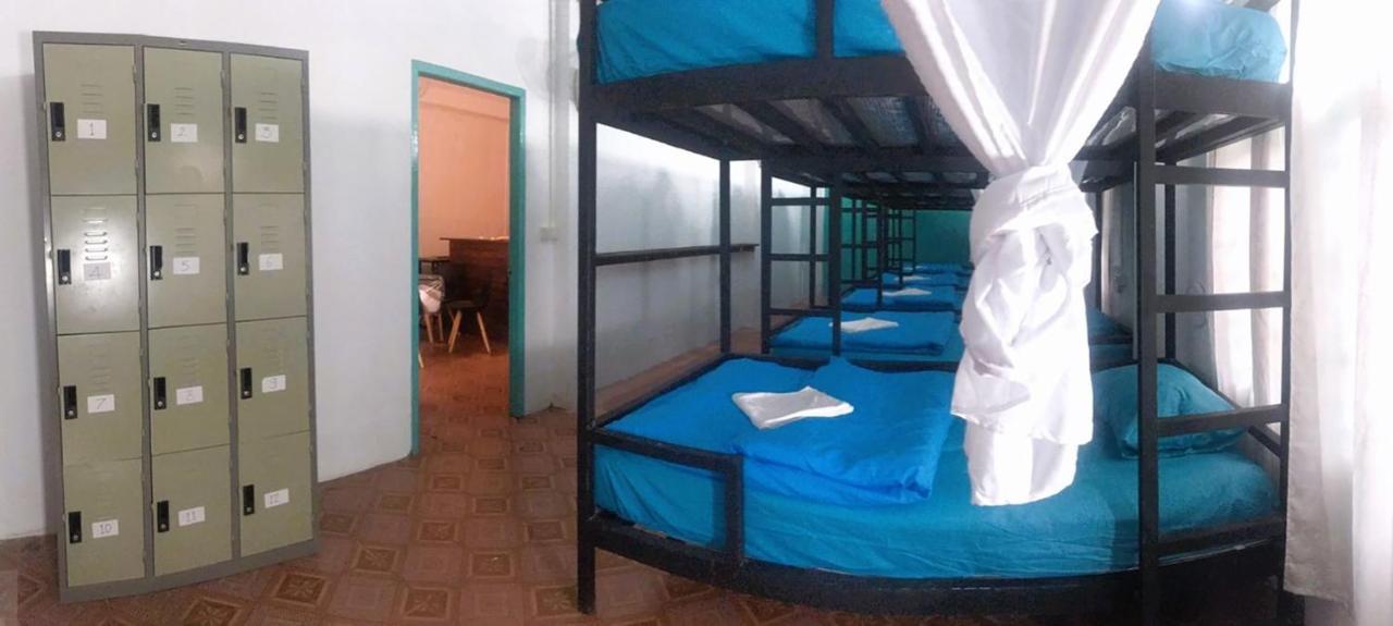 Bamboo Hostel Thakhek Esterno foto